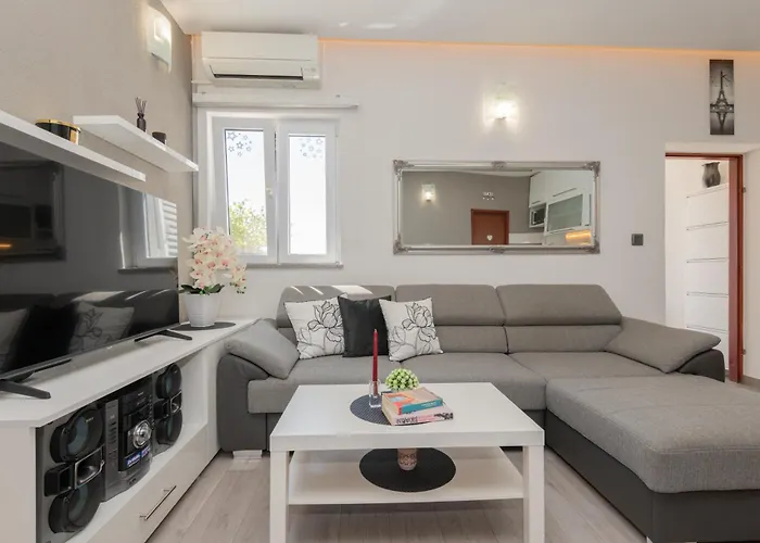 With Parking Space - 24631 Apartament